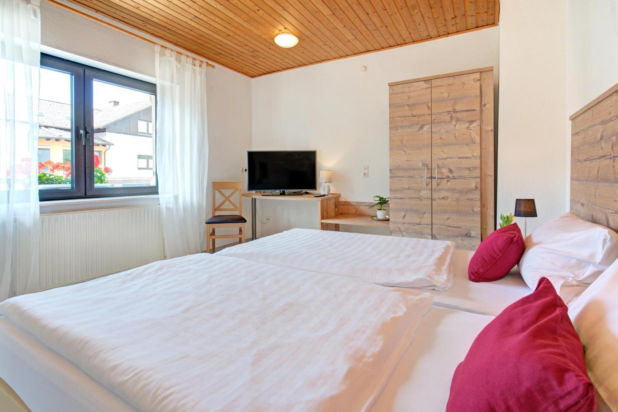 Apartment Landhotel Zum Storchennest Bann Kültér fotó